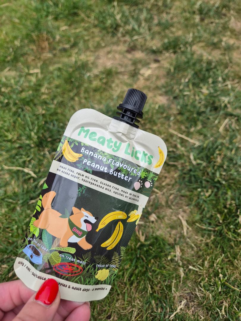 Meaty Licks Flavoured Peanut Butter Squeezy Pouches